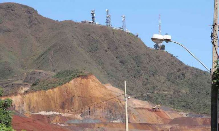 Mineradora barra fiscalização da Câmara Municipal na Serra do Curral