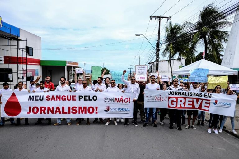 Greve dos jornalistas de Alagoas é total e completa 3 dias
