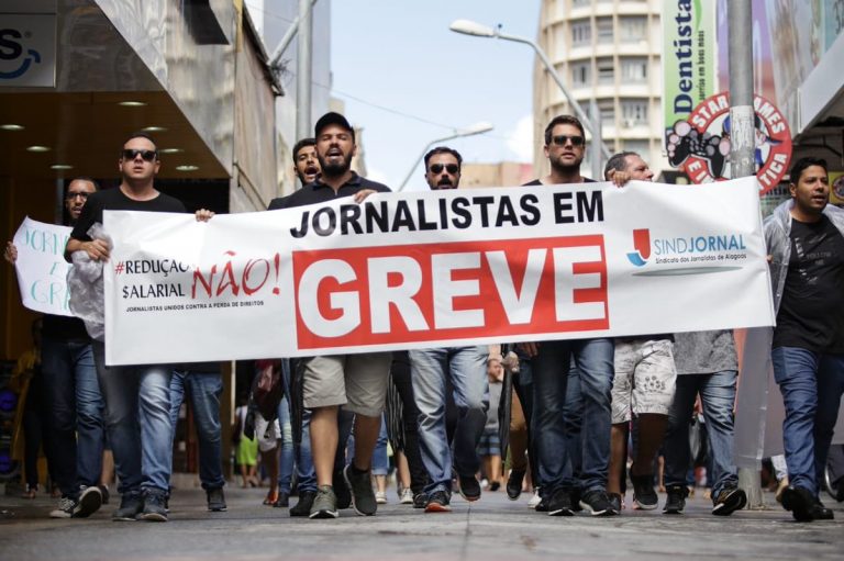 Greve dos jornalistas de Alagoas completa uma semana com adesão total