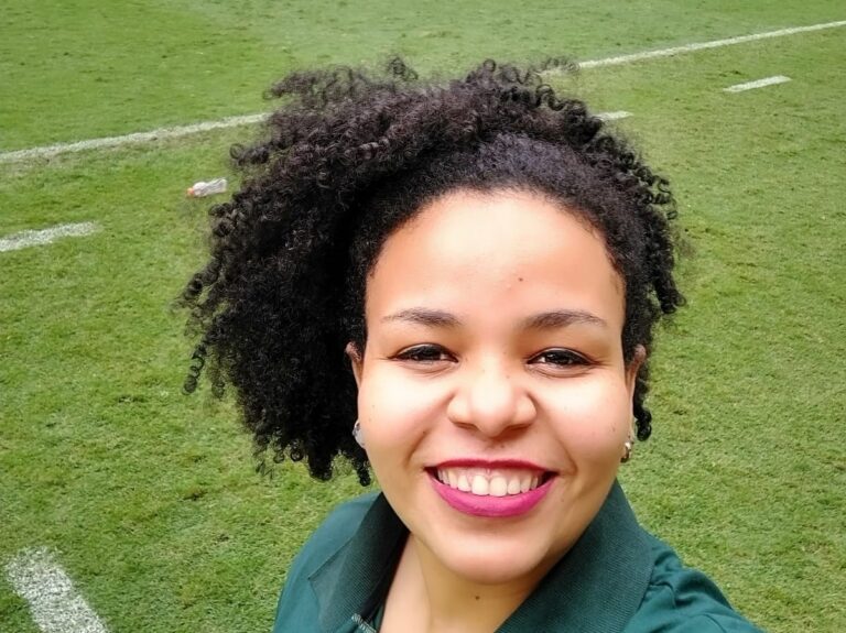 “É revoltante que uma mulher, jornalista, negra não esteja segura dentro dos estádios”, escreve estudante de jornalismo que teve seu trabalho cerceado no Mineirão