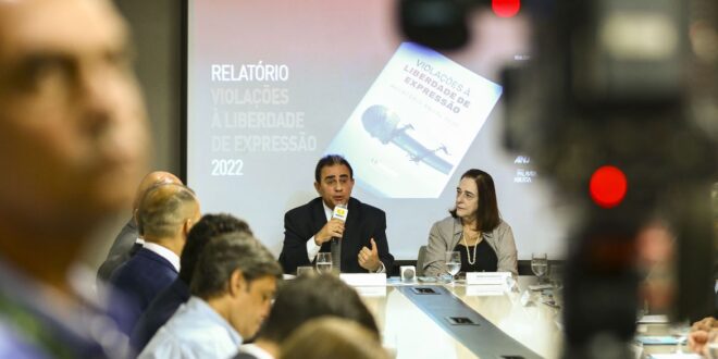 Diretores da Abert apresentam relatório sobre violência contra jornalistas - foto: Marcelo Camar