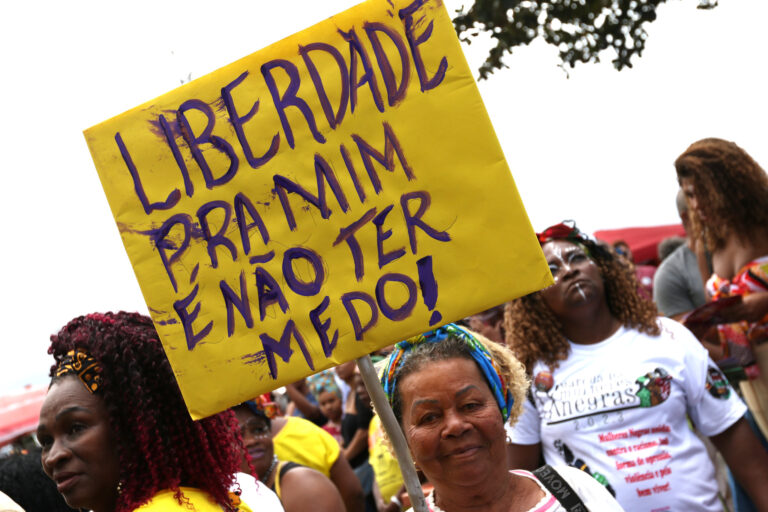 Mulheres protestam contra violência - Foto Tânia Redo - Agência Brasil