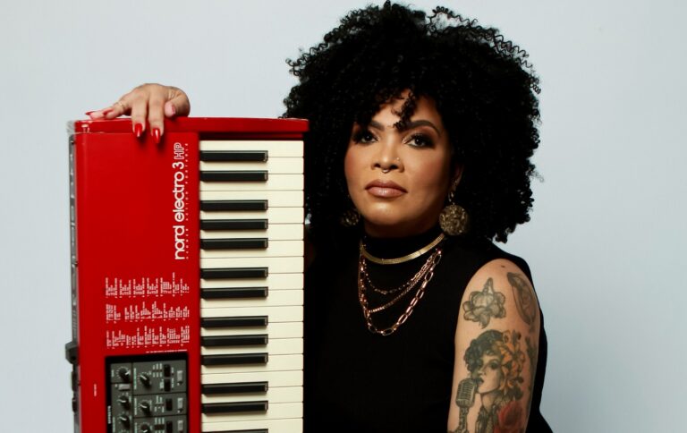 Música de Domingo celebra Dia do Jazz com show da pianista e cantora Glaw Nader - foto Eduarda Costa